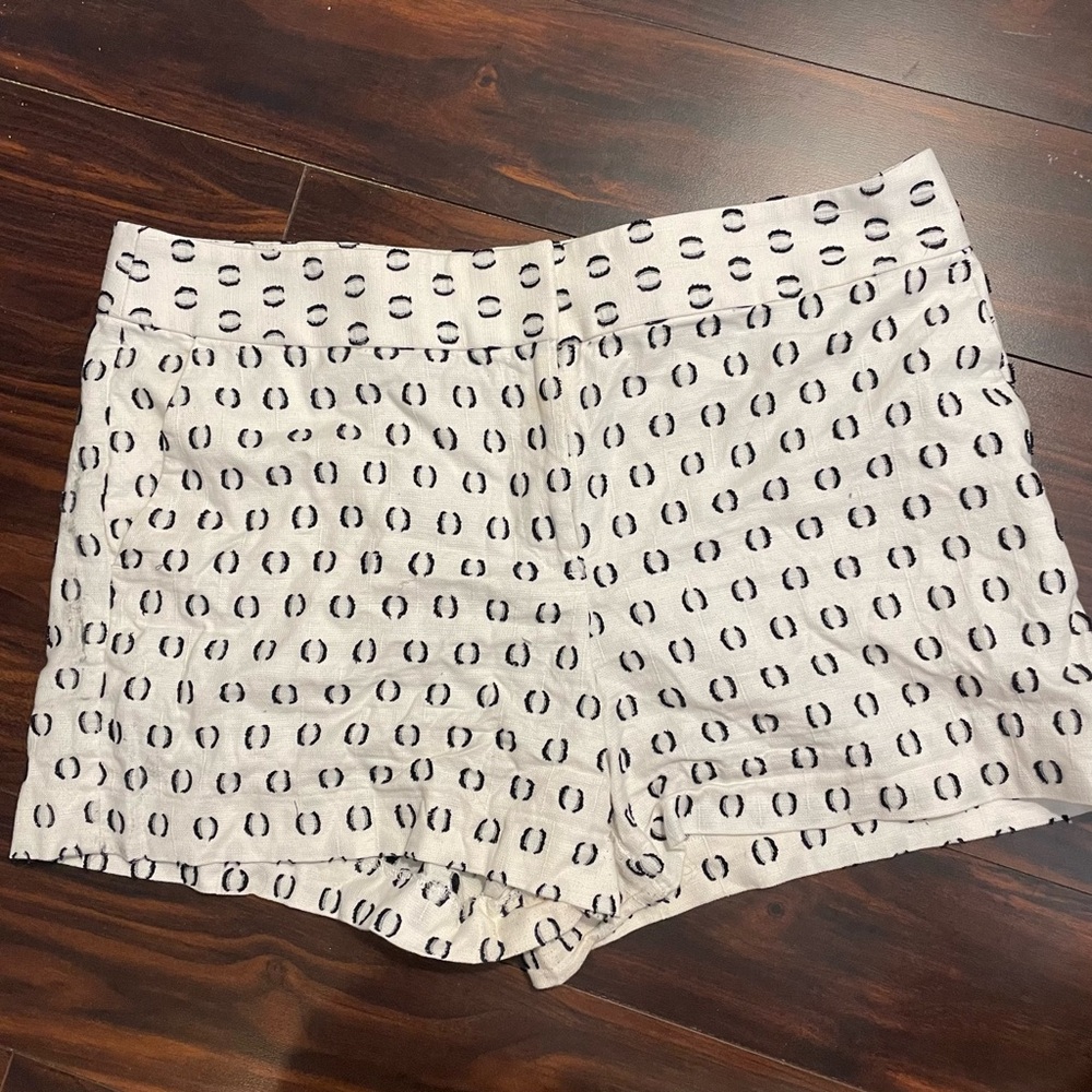 Loft White shorts with detailing